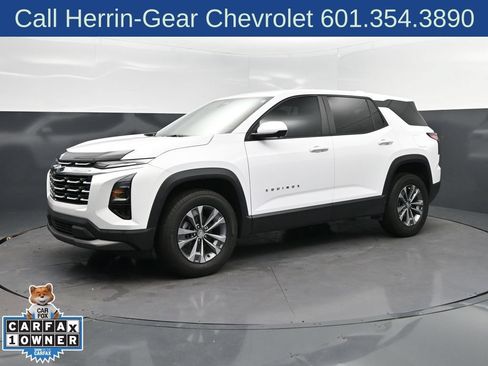 Used 2025 Chevrolet Equinox LT w/ Safety and Technology Package FWD image 3