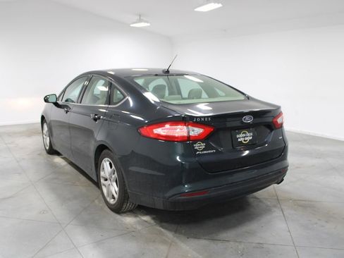 Used 2014 Ford Fusion SE FWD image 7