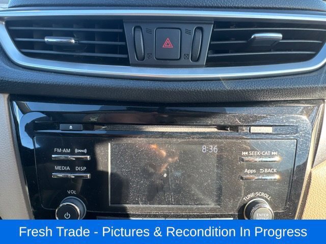 Used 2016 Nissan Rogue S w/ Appearance Package AWD/4WD image 16