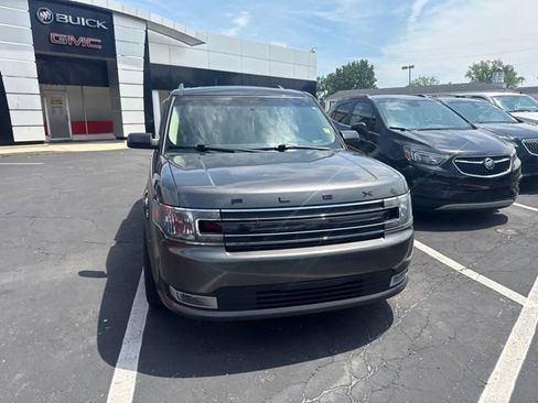Used 2016 Ford Flex SEL w/ Equipment Group 202A FWD image 4