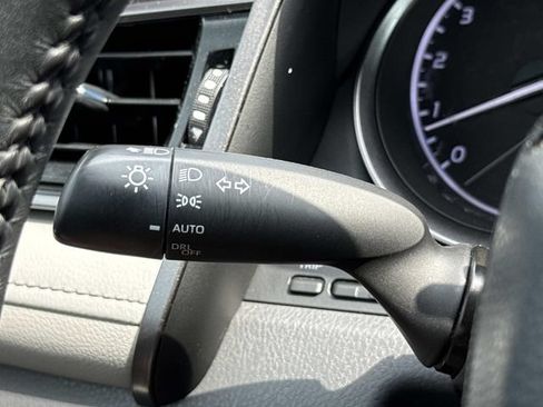 Used 2023 Toyota Camry SE FWD image 26