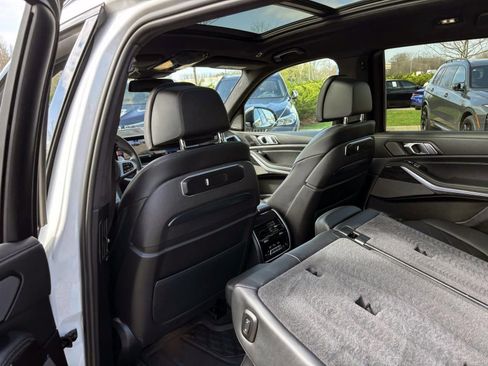 Used 2023 BMW X7 xDrive40i w/ M Sport Package image 27