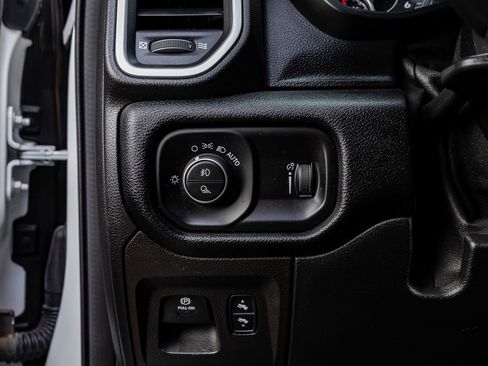 Used 2021 RAM 1500 Big Horn image 21