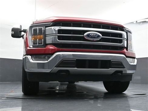 Used 2021 Ford F150 Lariat w/ Max Trailer Tow Package image 30