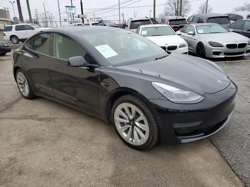 Used 2021 Tesla Model 3 Standard Range Plus image 11