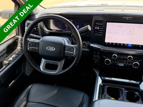 Used 2025 Ford F250 Lariat AWD/4WD image 17