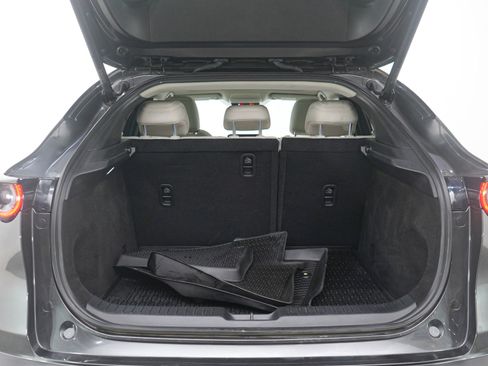 Used 2024 MAZDA CX-30 AWD 2.5 S w/ Premium Package image 18