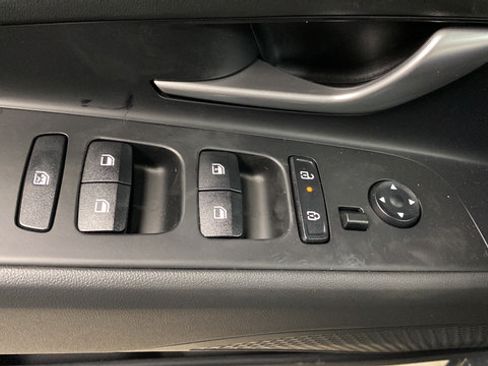 New 2026 Hyundai Elantra SE FWD image 20