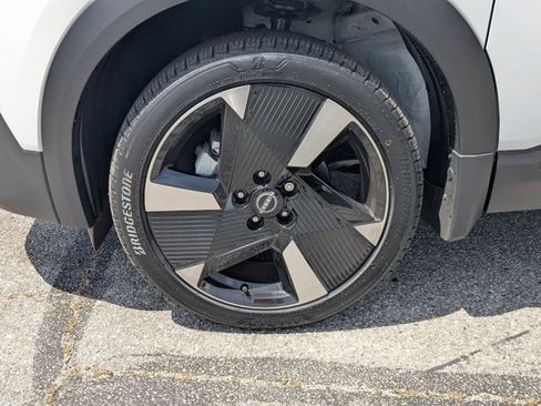 Used 2025 Nissan Kicks SR image 23