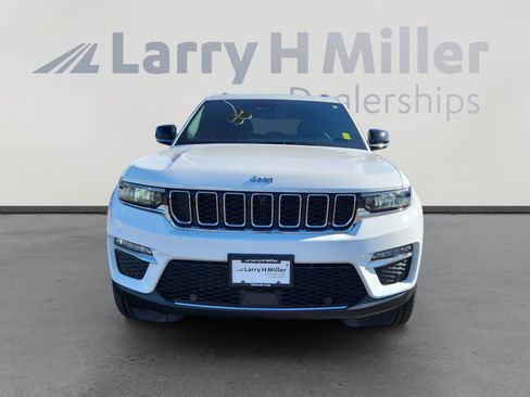 Used 2024 Jeep Grand Cherokee Limited 4xe w/ Luxury Tech Group II image 8