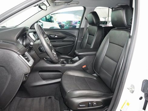 Used 2022 GMC Terrain SLT w/ Tech Package image 22