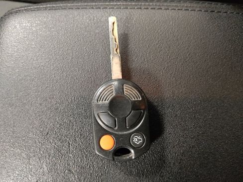 Used 2013 Ford Focus SE image 32