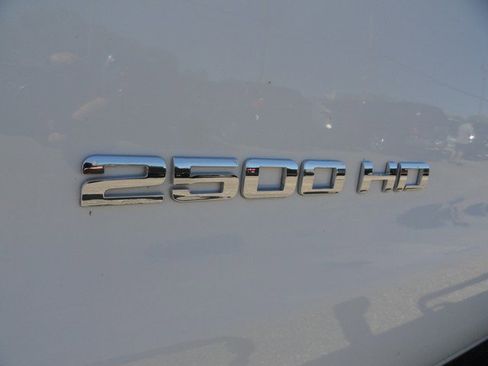 Used 2019 Chevrolet Silverado 2500 W/T w/ WT Convenience Package RWD image 5