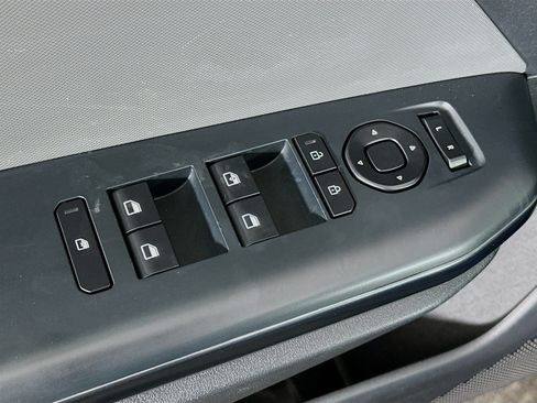 Used 2025 Kia K4 FWD image 15