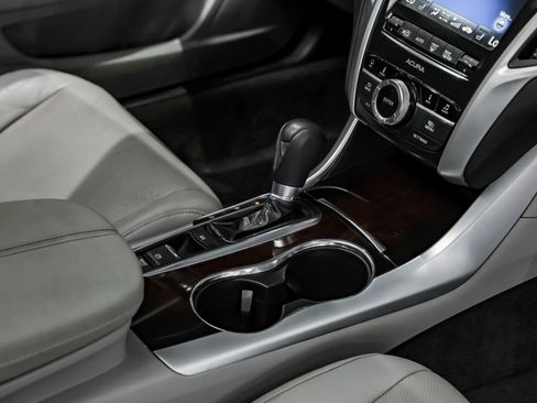 Used 2015 Acura TLX w/ Technology Package FWD image 21