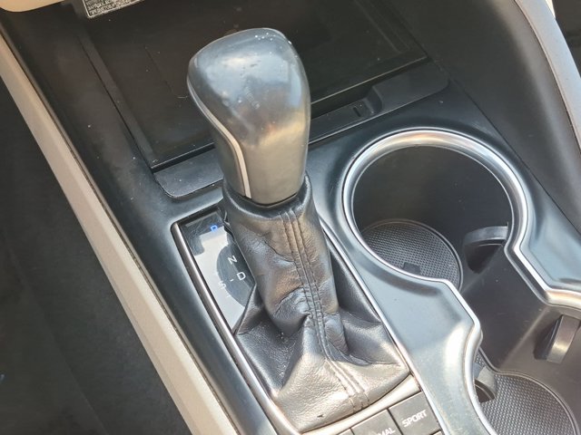 Used 2018 Toyota Camry XLE w/ Driver Assist Package FWD image 12
