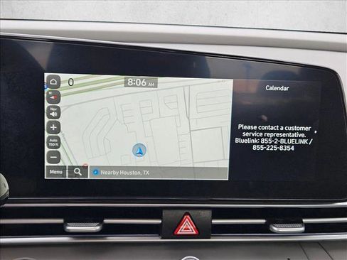 Used 2025 Hyundai Elantra SEL image 12