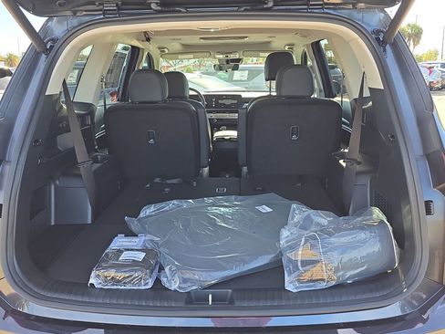 New 2025 Kia Telluride S image 10