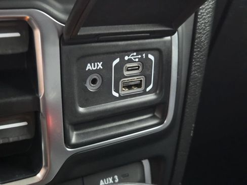 Used 2021 Jeep Gladiator Rubicon AWD/4WD image 25