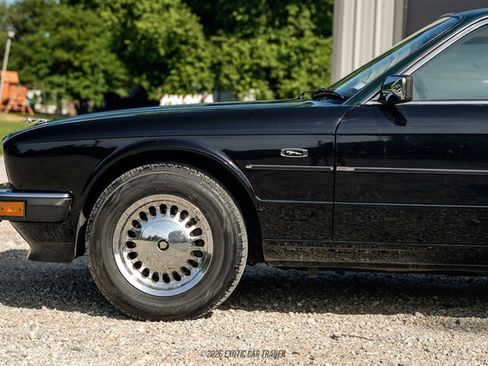 Used 1988 Jaguar XJ6 RWD image 2