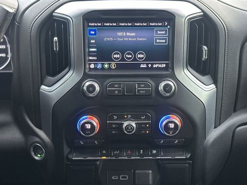 Used 2021 GMC Sierra 1500 Elevation image 25