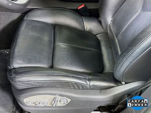 Used 2017 Porsche Cayenne S Platinum w/ Premium Package Plus (Pjy) image 19