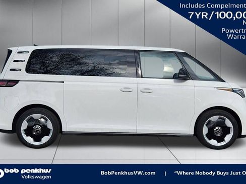 New 2025 Volkswagen ID. Buzz Pro S RWD image 23