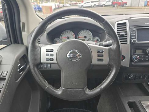 Used 2017 Nissan Frontier PRO-4X w/ Pro-4x Luxury Package image 11