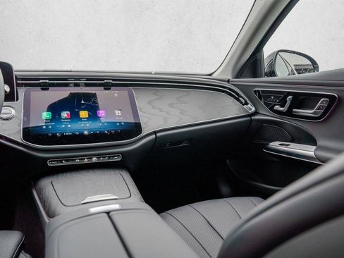 New 2026 Mercedes-Benz E 350 4MATIC Sedan image 22