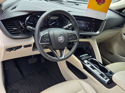 Certified 2022 Buick Envision Essence w/ Technology Package I FWD image 10