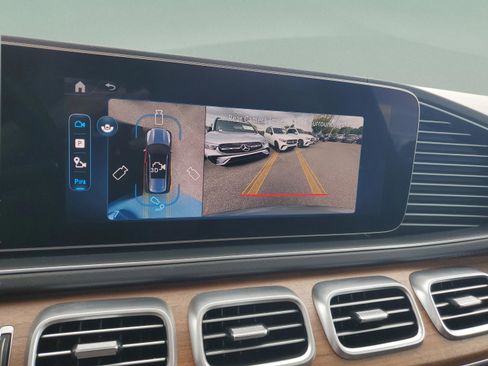 Certified 2025 Mercedes-Benz GLS 450 4MATIC image 30