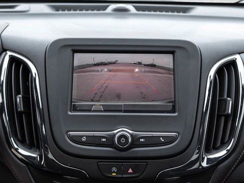 Used 2024 Chevrolet Equinox RS w/ LPO, Floor Liner Package FWD image 17