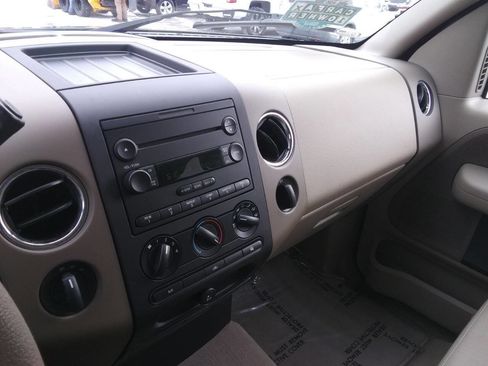 Used 2004 Ford F150 XLT image 33