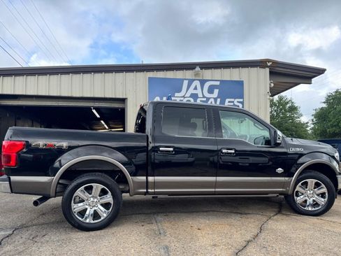 Used 2019 Ford F150 King Ranch w/ Equipment Group 601A Luxury AWD/4WD image 7