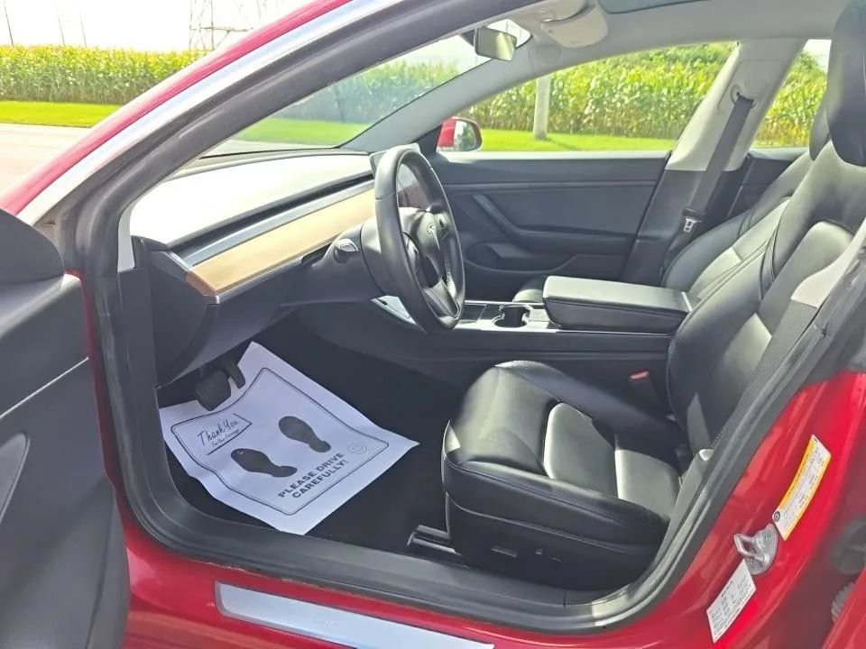 Used 2020 Tesla Model 3 RWD image 4