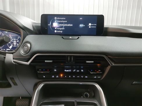 Used 2024 MAZDA CX-90 Plug-In Hybrid w/ Premium Pkg image 22