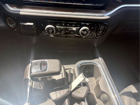 Used 2022 Chevrolet Silverado 1500 RST RWD image 24