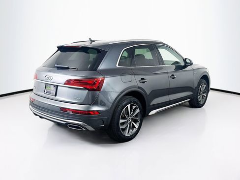 Used 2023 Audi Q5 2.0T Premium w/ Convenience Package AWD/4WD image 9