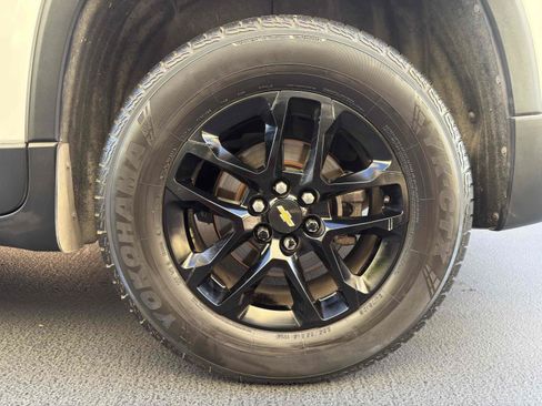 Used 2019 Chevrolet Traverse LS w/ LPO, Blackout Package FWD image 20