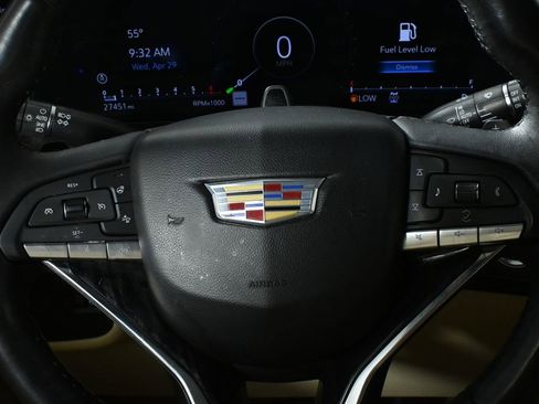 Used 2023 Cadillac Escalade Premium Luxury AWD/4WD image 19