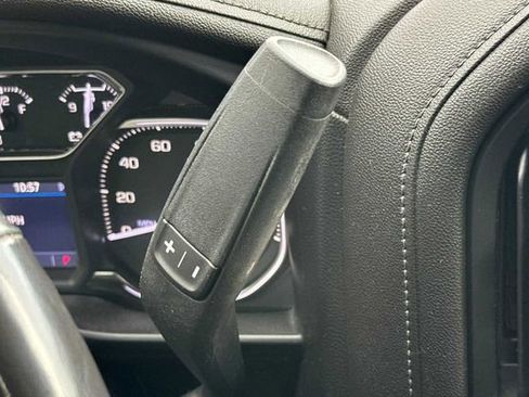 Used 2020 GMC Sierra 1500 SLE w/ SLE Value Package image 18