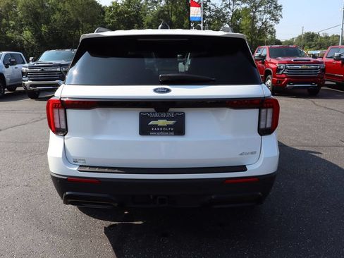 Used 2025 Ford Explorer ST-Line w/ Premium Package AWD/4WD image 39