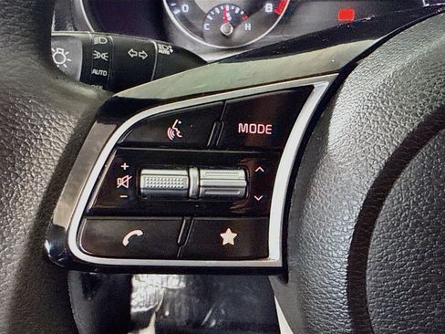 Used 2024 Kia Forte LXS FWD image 14