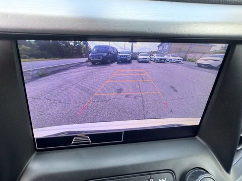 Used 2020 GMC Acadia SLE w/ Driver Convenience Package FWD image 23