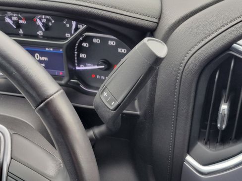 Used 2020 GMC Sierra 1500 Elevation w/ Elevation Value Package image 29