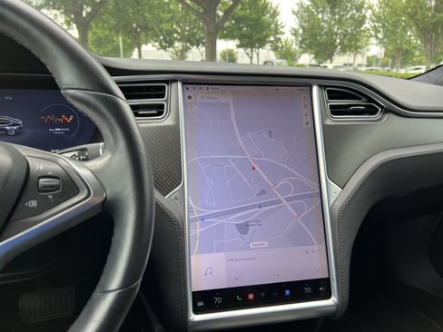 Used 2018 Tesla Model S 75D AWD/4WD image 18