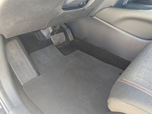 Used 2023 Honda HR-V Sport image 16