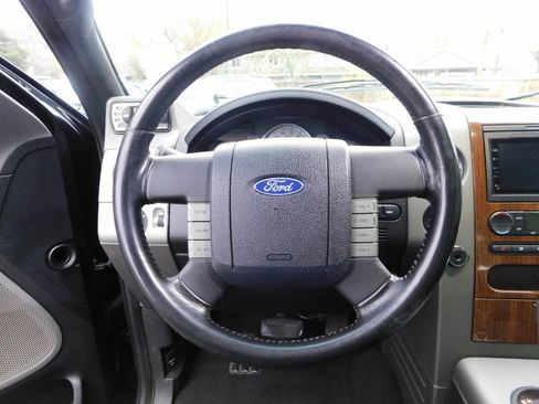 Used 2004 Ford F150 Lariat image 8