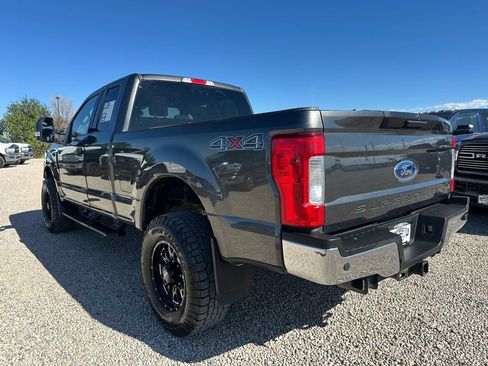 Used 2018 Ford F250 XLT w/ XLT Value Package AWD/4WD image 10