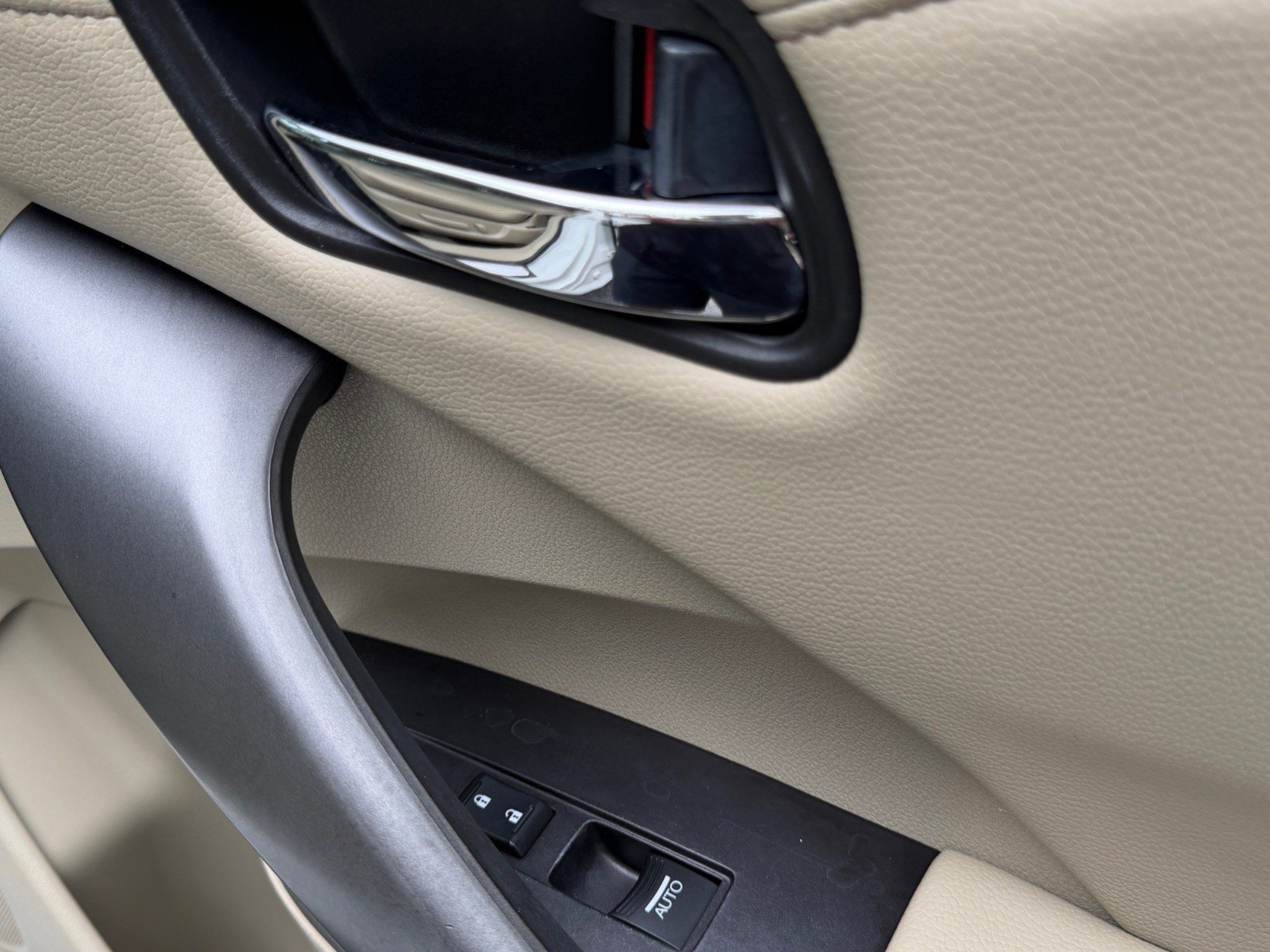Used 2013 Acura RDX w/ Technology Package FWD image 9